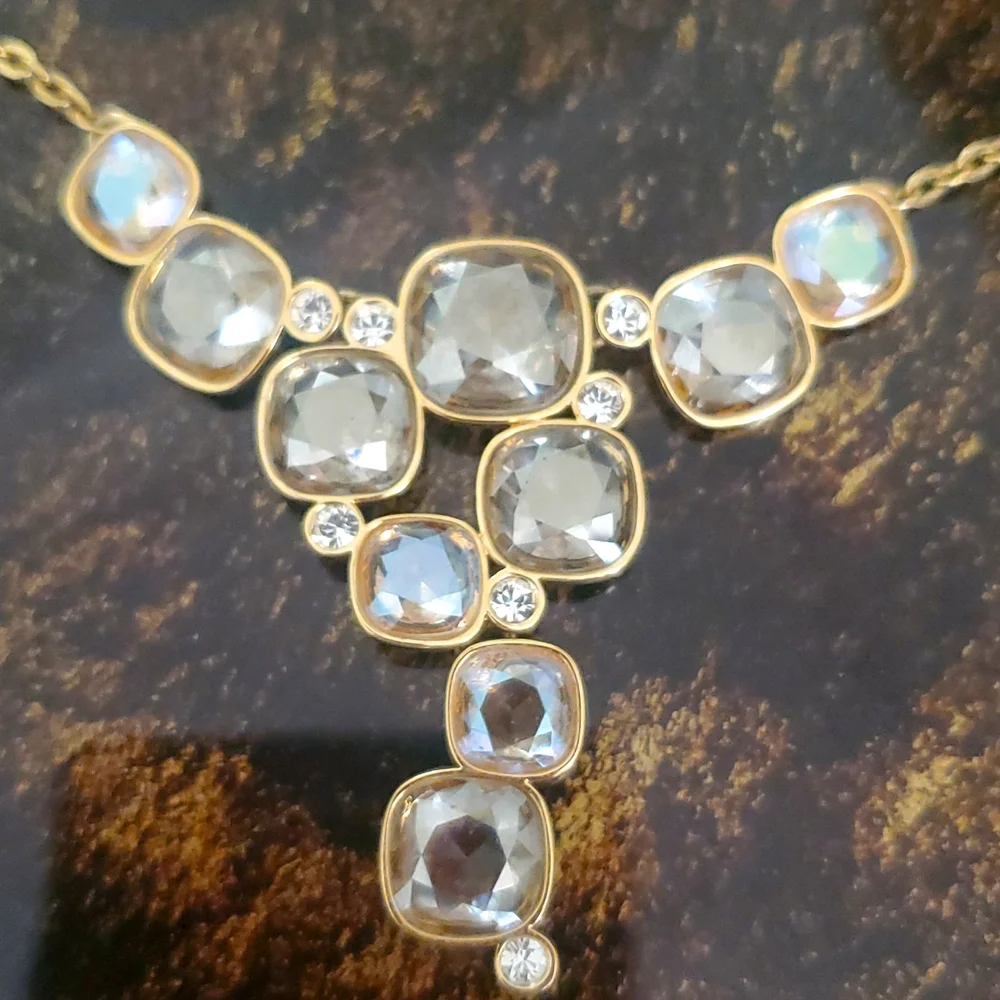Atelier Swarovski Limited Edition Stunning Crystal Necklace - Picture 2 of 8